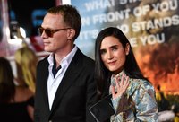Jennifer Connelly Longsleeve T-shirt #2800619