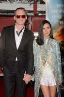 Jennifer Connelly Sweatshirt #2800793