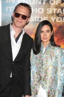 Jennifer Connelly Longsleeve T-shirt #2800821