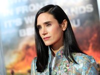 Jennifer Connelly Longsleeve T-shirt #2801340