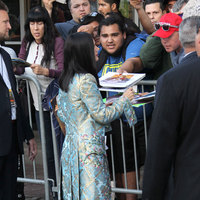 Jennifer Connelly Longsleeve T-shirt #2801442