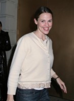 Jennifer Garner Sweatshirt #1428545