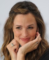 Jennifer Garner Sweatshirt #1518701
