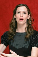 Jennifer Garner Sweatshirt #2278016