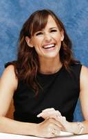 Jennifer Garner Sweatshirt #2294375