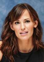 Jennifer Garner Sweatshirt #2294381