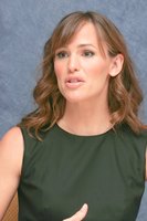 Jennifer Garner Sweatshirt #2294388