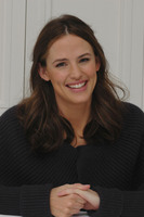 Jennifer Garner Sweatshirt #2294390