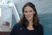 Jennifer Garner t-shirt #2294400