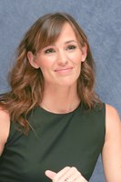 Jennifer Garner hoodie #2294464