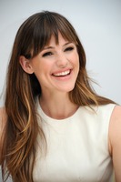 Jennifer Garner Sweatshirt #2426355