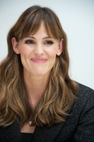 Jennifer Garner Sweatshirt #2426357