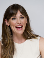 Jennifer Garner Sweatshirt #2456136