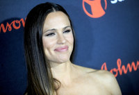 Jennifer Garner longsleeve t-shirt #2791559