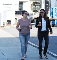 Jennifer Garner t-shirt #2791570