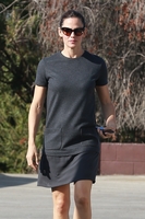 Jennifer Garner Sweatshirt #2906852