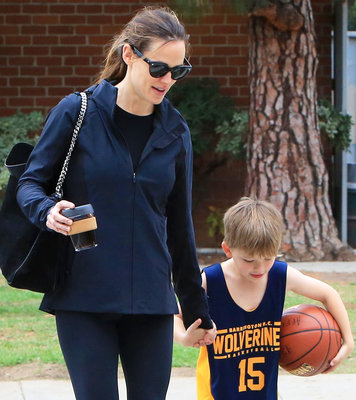 Jennifer Garner posters