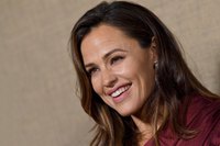 Jennifer Garner tote bag #G2349619