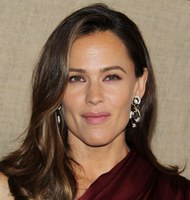 Jennifer Garner Sweatshirt #3732486