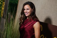 Jennifer Garner Sweatshirt #3732535