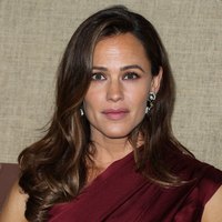 Jennifer Garner Sweatshirt #3732543