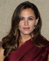 Jennifer Garner Sweatshirt #3732553
