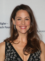 Jennifer Garner Sweatshirt #3765871