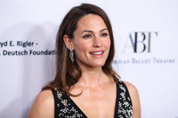 Jennifer Garner Sweatshirt #3765875