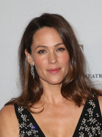 Jennifer Garner Sweatshirt #3765918