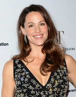 Jennifer Garner Sweatshirt #3766075