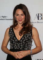 Jennifer Garner Sweatshirt #3766196
