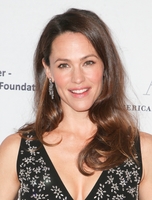 Jennifer Garner Sweatshirt #3766238