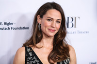 Jennifer Garner Sweatshirt #3766240