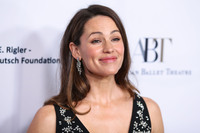 Jennifer Garner Sweatshirt #3766267
