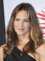 Jennifer Garner Sweatshirt #3766335