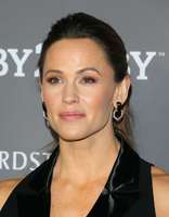 Jennifer Garner Sweatshirt #3795285