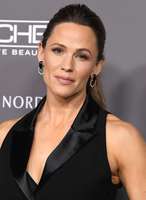 Jennifer Garner Sweatshirt #3795292