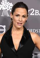 Jennifer Garner Sweatshirt #3795373