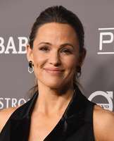 Jennifer Garner Sweatshirt #3795380