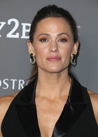 Jennifer Garner Sweatshirt #3795559