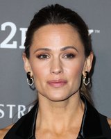 Jennifer Garner mug #G2412833