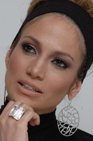 Jennifer Lopez Longsleeve T-shirt #2293076