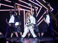 Jennifer Lopez Sweatshirt #3100494