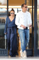 Jennifer Lopez tote bag #G1482169