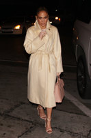 Jennifer Lopez tote bag #G1482192