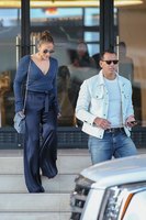 Jennifer Lopez Sweatshirt #3240127