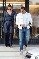 Jennifer Lopez tote bag #G1482235