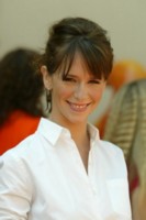 Jennifer Love Hewitt Sweatshirt #1286490