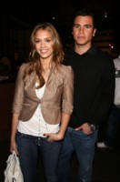 Jessica Alba Sweatshirt #1429327