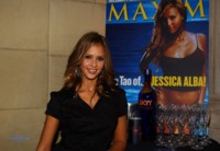 Jessica Alba Sweatshirt #1429921